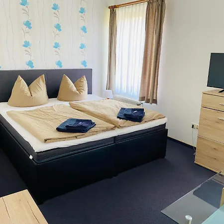Otel Waldhotel 2*