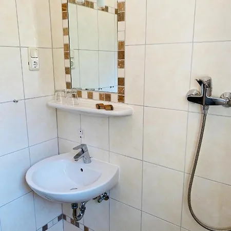 Waldhotel 2* ボイツェンブルク