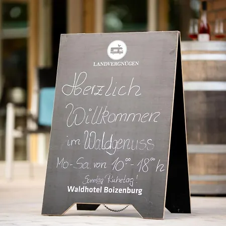 Waldhotel