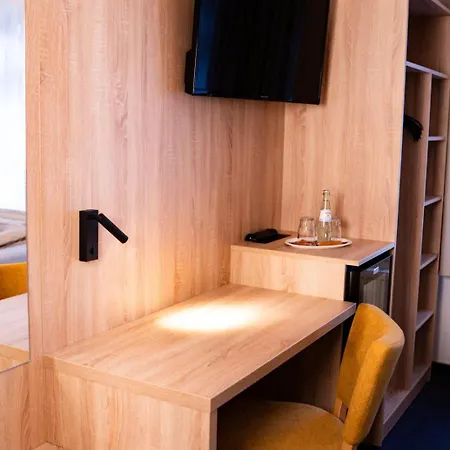 Waldhotel 2*