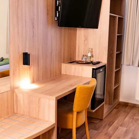 Waldhotel 2*